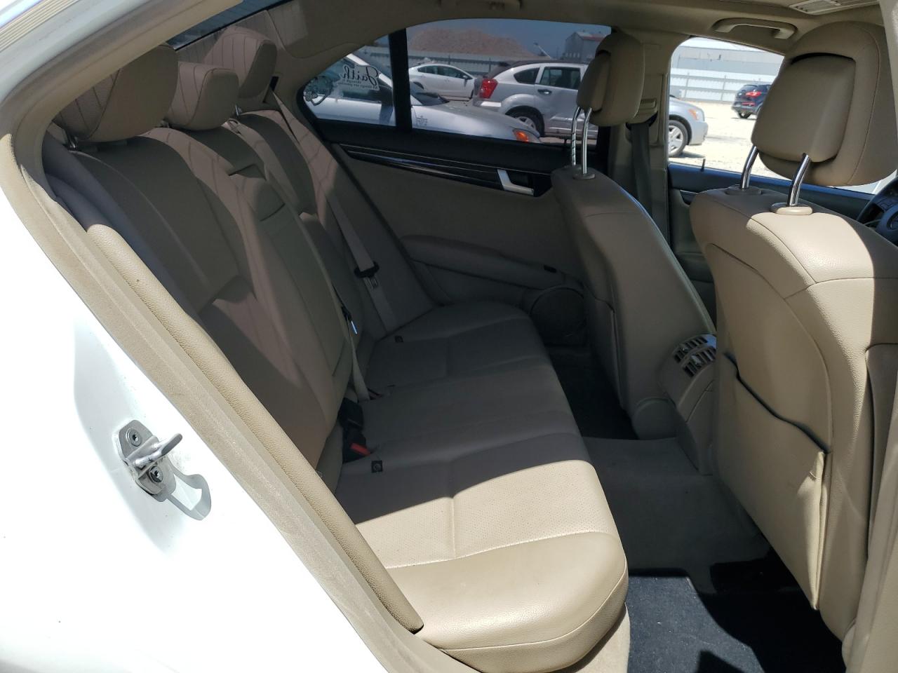 2013 Mercedes-Benz C 250 VIN: WDDGF4HB0DR264286 Lot: 63335945