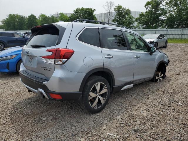  SUBARU FORESTER 2019 Silver