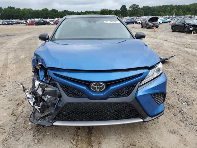  TOYOTA CAMRY 2020 Granatowy
