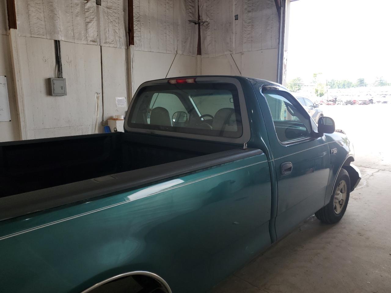 1997 Ford F150 VIN: 1FTDF1720VNC87802 Lot: 63564925