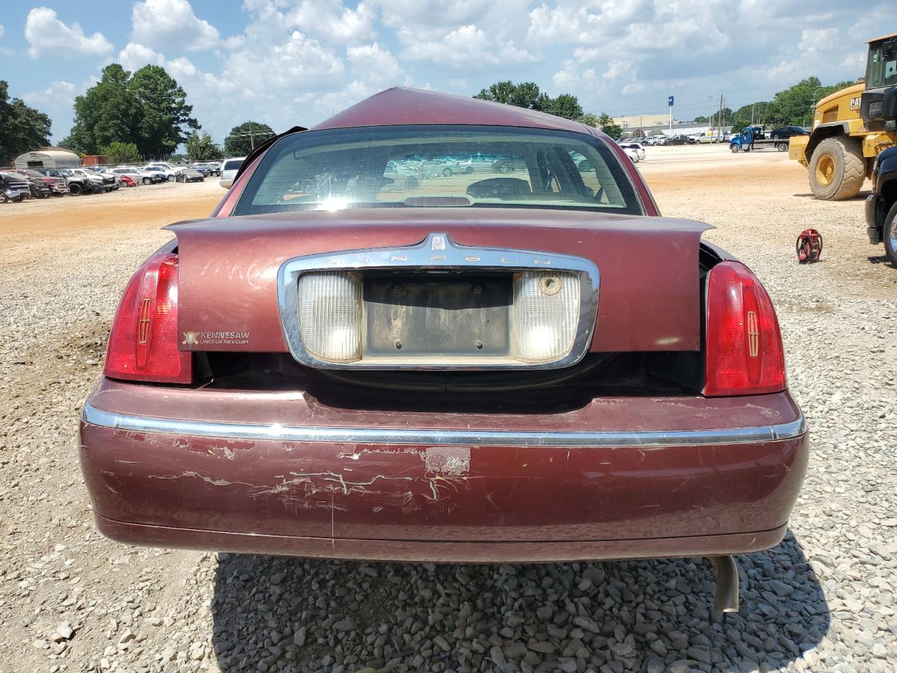 2000 Lincoln Town Car Executive VIN: 1LNHM81W6YY774724 Lot: 65257515