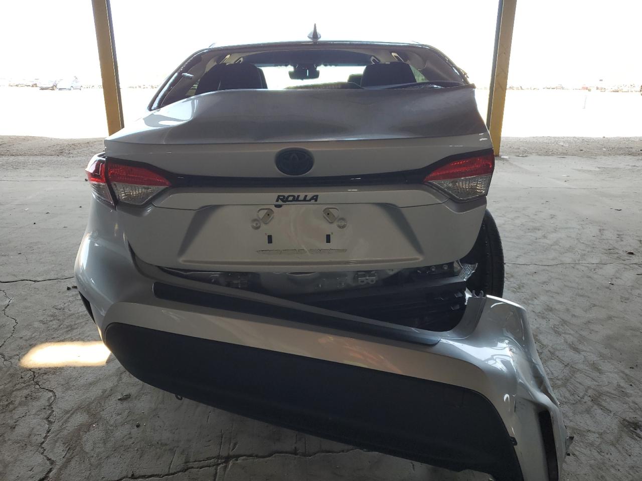 2024 Toyota Corolla Le VIN: JTDBCMFE5R3048065 Lot: 64839605