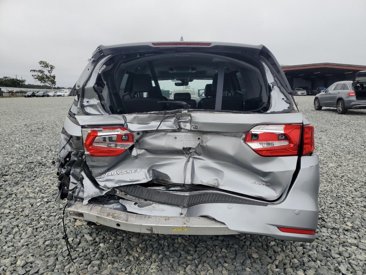 2018 Honda Odyssey Elite VIN: 5FNRL6H9XJB096047 Lot: 65411095