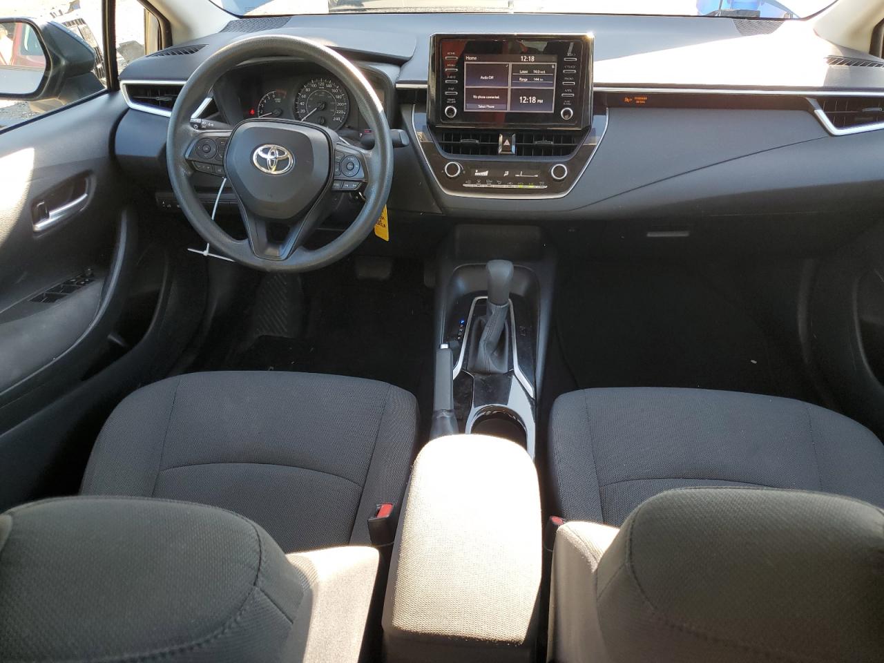 2020 Toyota Corolla Le VIN: 5YFBPRBE7LP044220 Lot: 64831475