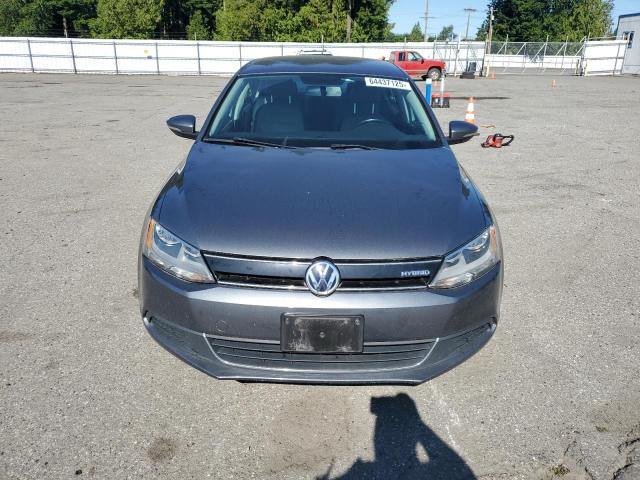 Sedans VOLKSWAGEN JETTA 2013 Szary