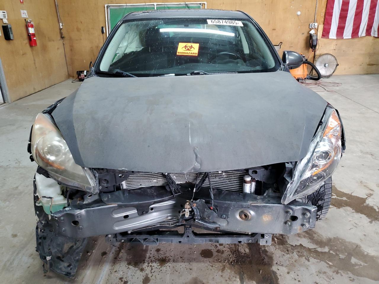 2011 Mazda 3 S VIN: JM1BL1M56B1421892 Lot: 65874985