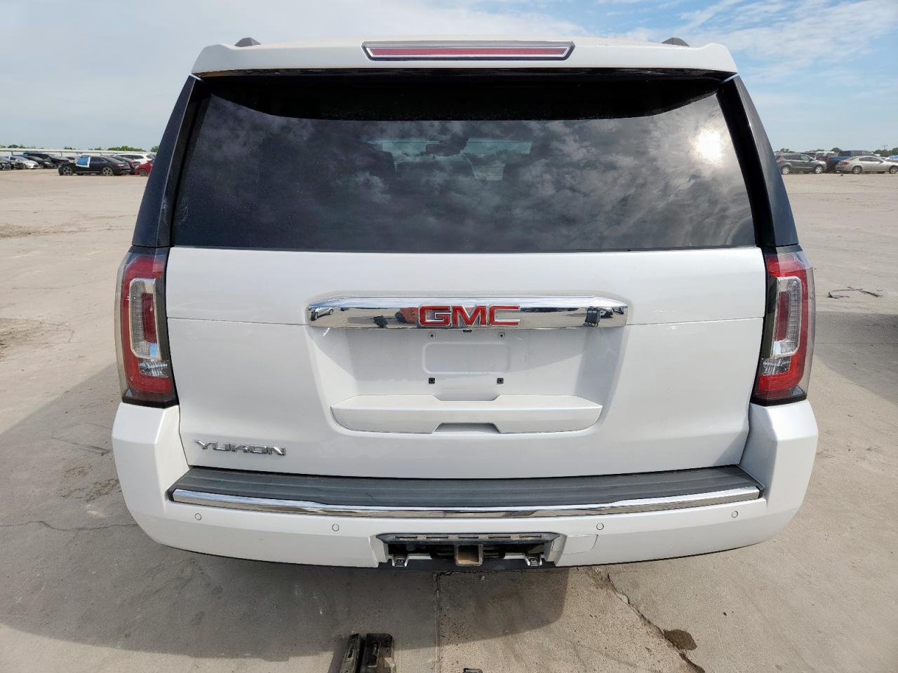 2019 GMC Yukon Denali VIN: 1GKS2CKJ0KR173952 Lot: 62151105