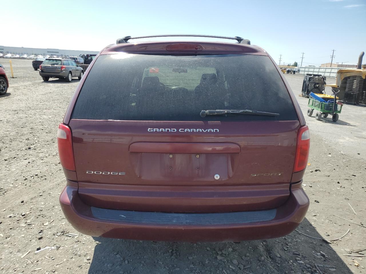 2002 Dodge Grand Caravan Sport VIN: 2B4GP44RX2R702343 Lot: 63448095
