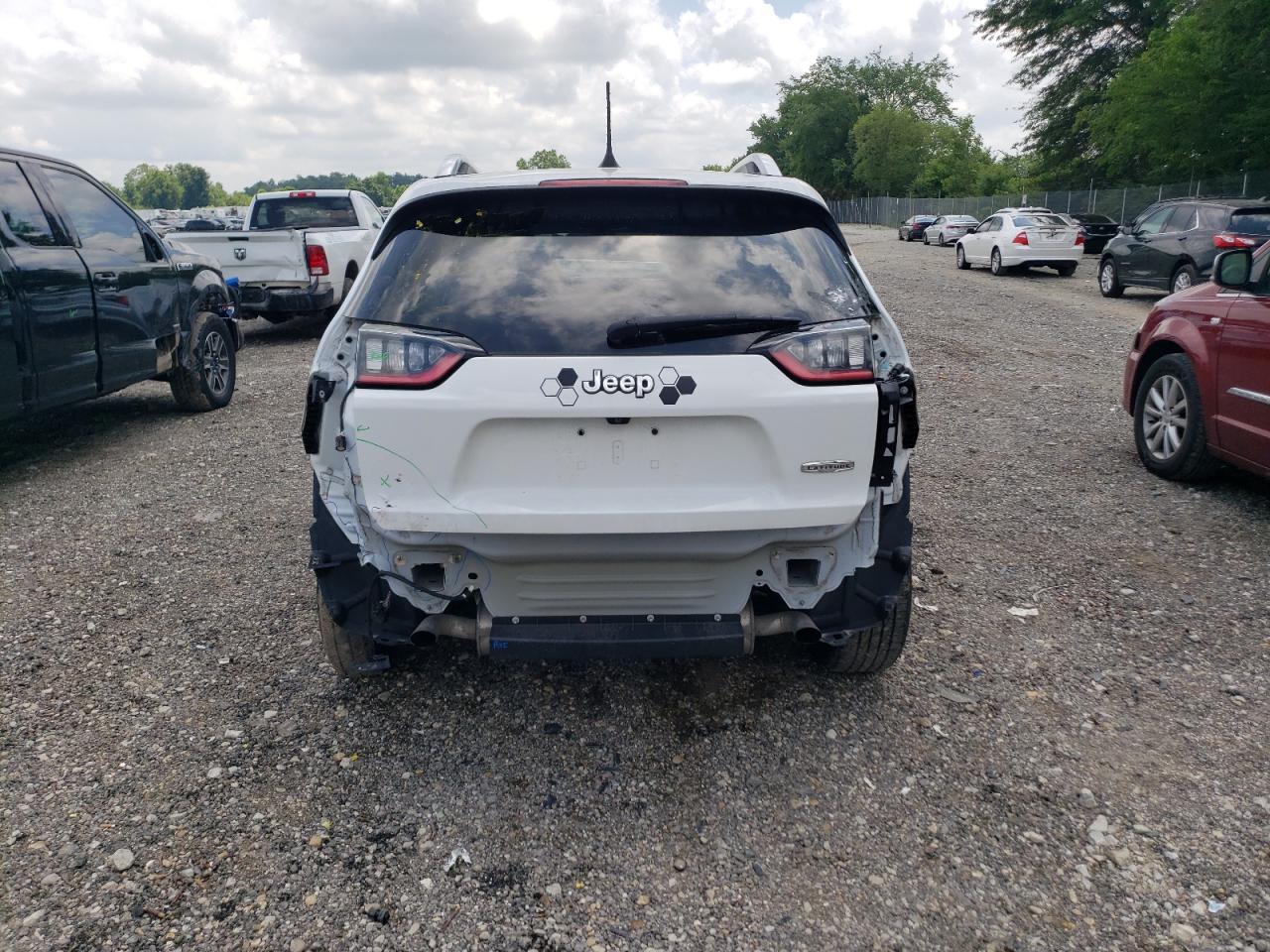 2019 Jeep Cherokee Latitude Plus VIN: 1C4PJLLX7KD371691 Lot: 64798595