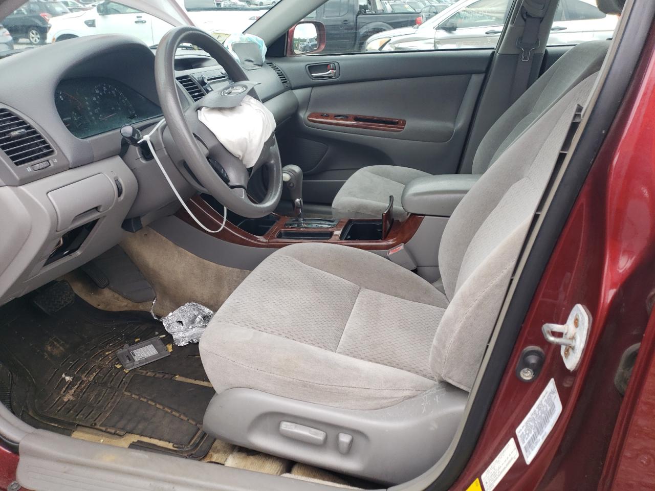 2003 Toyota Camry Le VIN: 4T1BE30K63U218532 Lot: 63845345