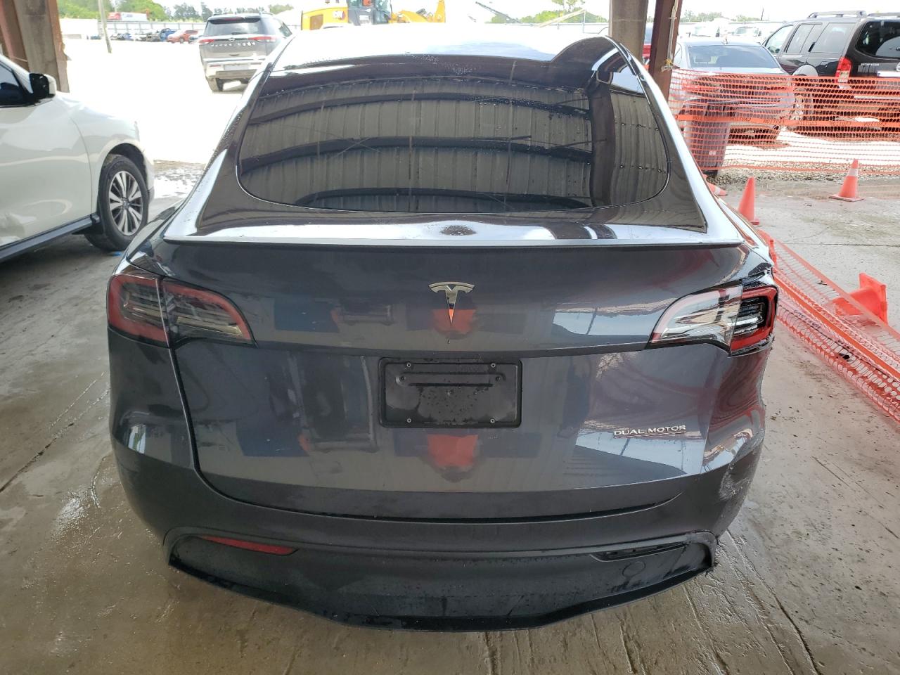 2023 Tesla Model Y VIN: 7SAYGDEF6PF939977 Lot: 63372845
