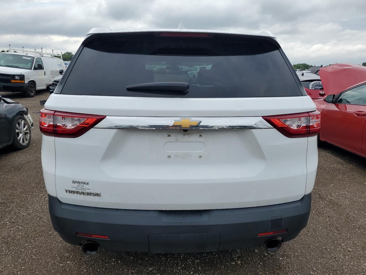 2019 Chevrolet Traverse Ls VIN: 1GNERFKW0KJ228214 Lot: 64188825
