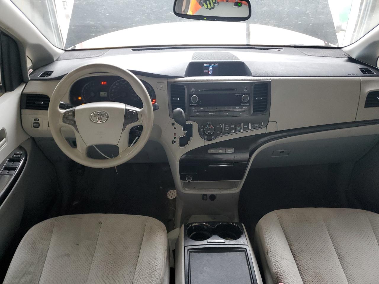 2014 Toyota Sienna Le VIN: 5TDKK3DC8ES487977 Lot: 63947135