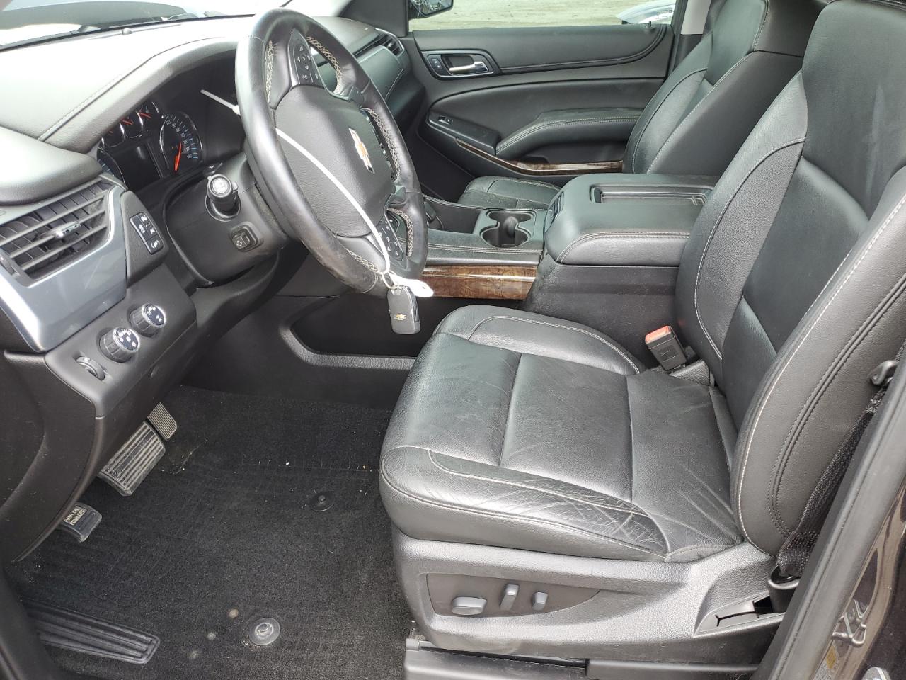 1gnskhkc7jr370407 1GNSKHKC7JR370407 2018 Chevrolet Suburban K1500 Lt