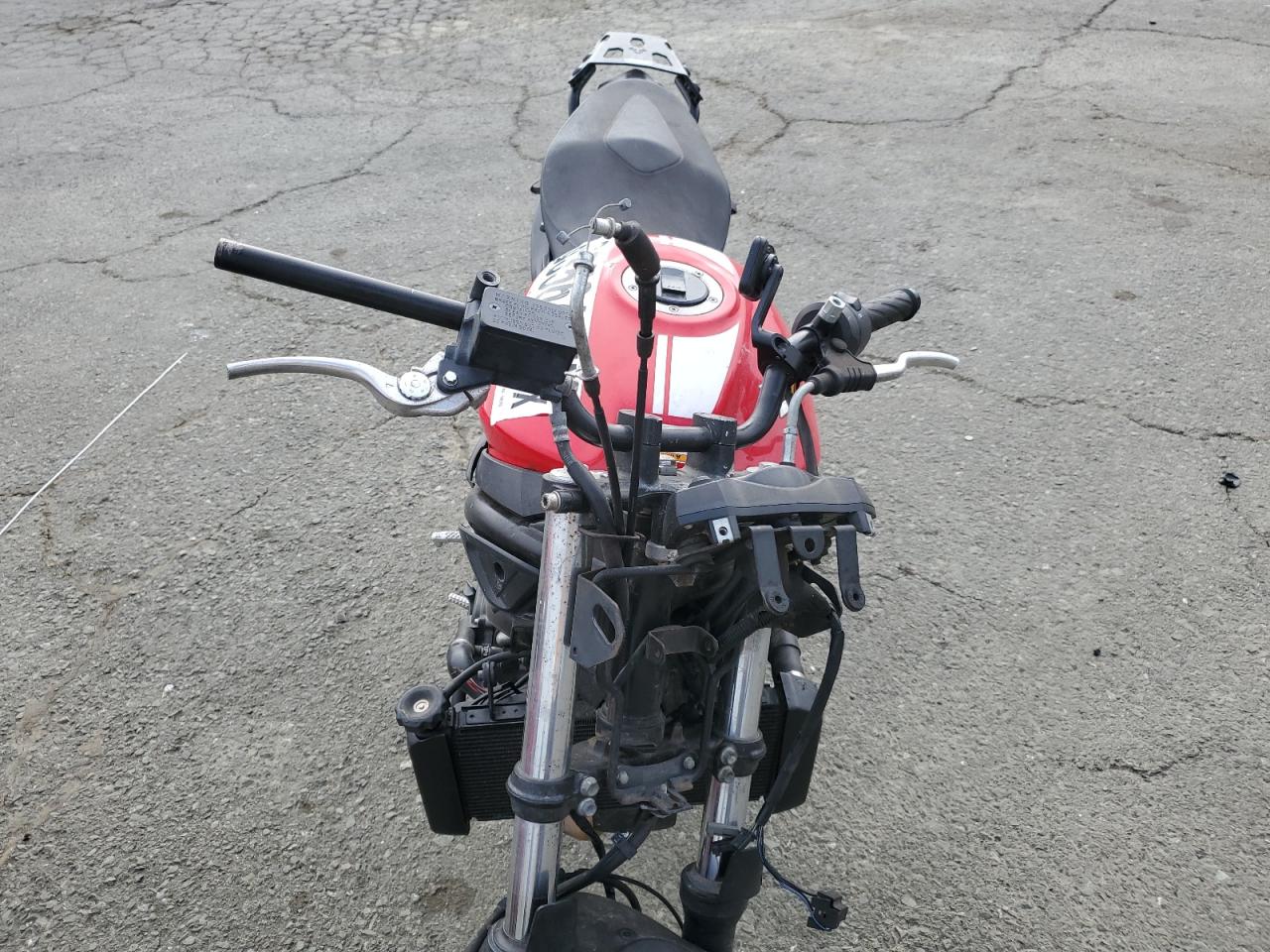 js1vp55b4h2100282 JS1VP55B4H2100282 2017 Suzuki Sv650 A
