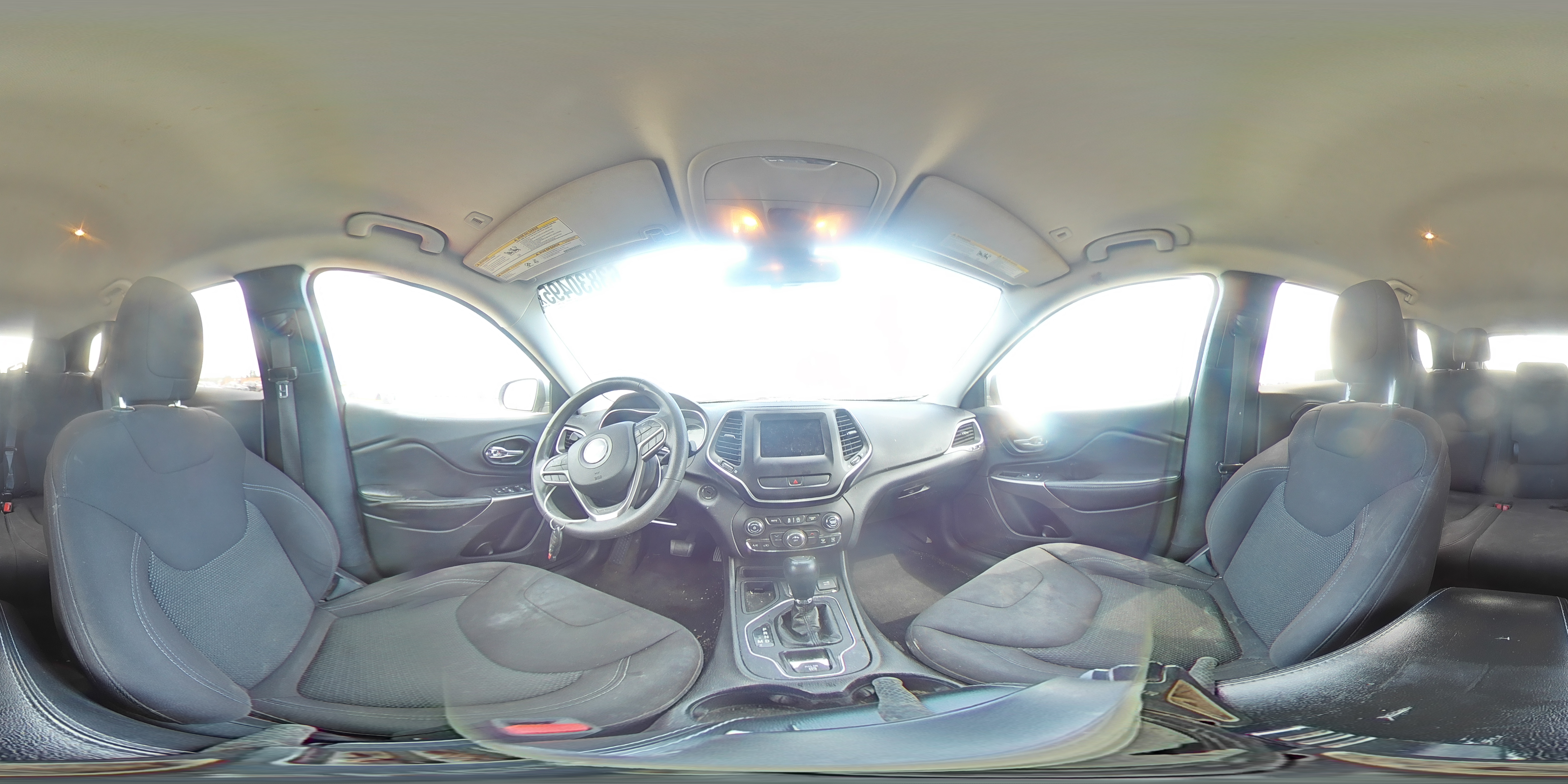 2019 Jeep Cherokee Latitude VIN: 1C4PJLCB8KD246994 Lot: 63830495