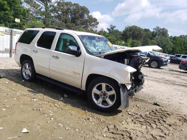  CHEVROLET TAHOE 2013 Kremowy