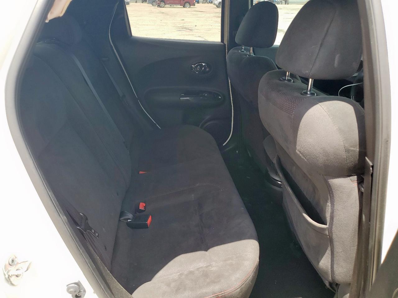 2014 Nissan Juke S VIN: JN8AF5MR0ET362767 Lot: 64080125