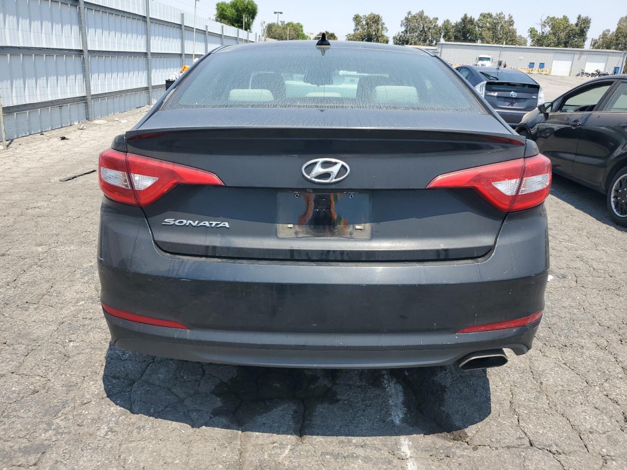 2016 Hyundai Sonata Se VIN: 5NPE24AF5GH383764 Lot: 64680575