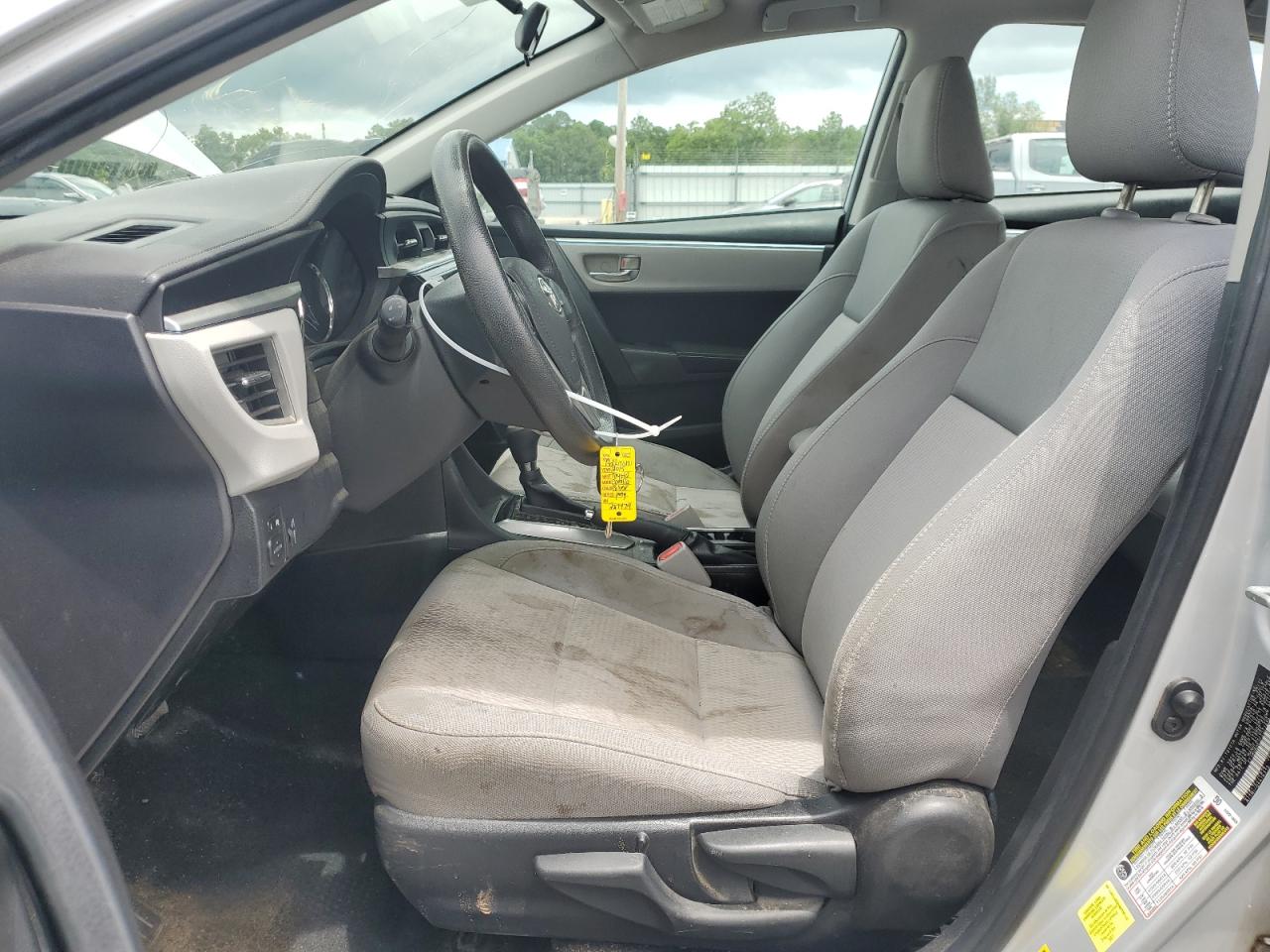2015 Toyota Corolla L VIN: 2T1BURHE3FC377695 Lot: 64697025