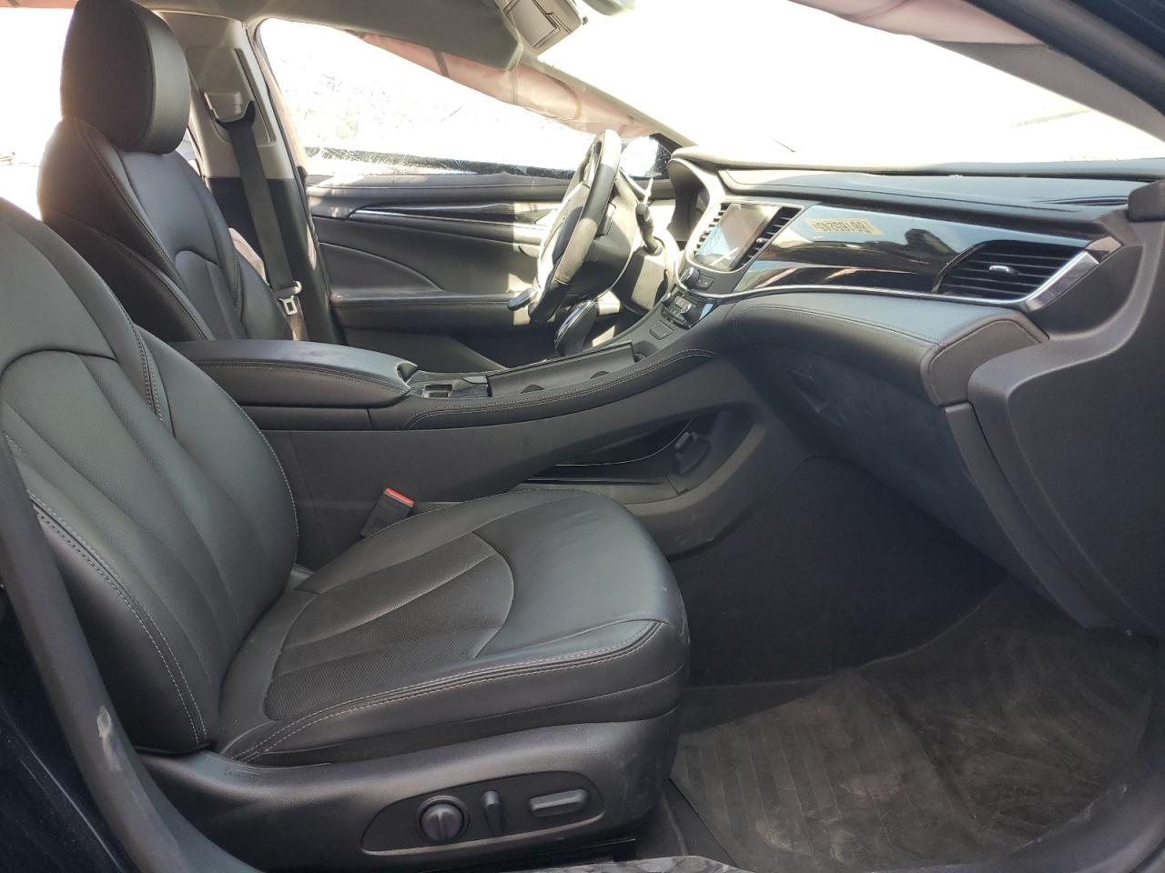 2017 Buick Lacrosse Essence VIN: 1G4ZP5SS8HU213485 Lot: 66165245