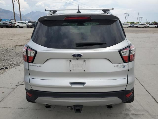  FORD ESCAPE 2019 Srebrny