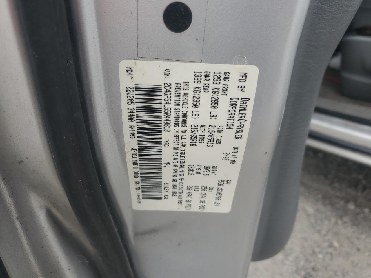 2005 Chrysler Town & Country Touring VIN: 2C4GP54L55R440613 Lot: 71519475