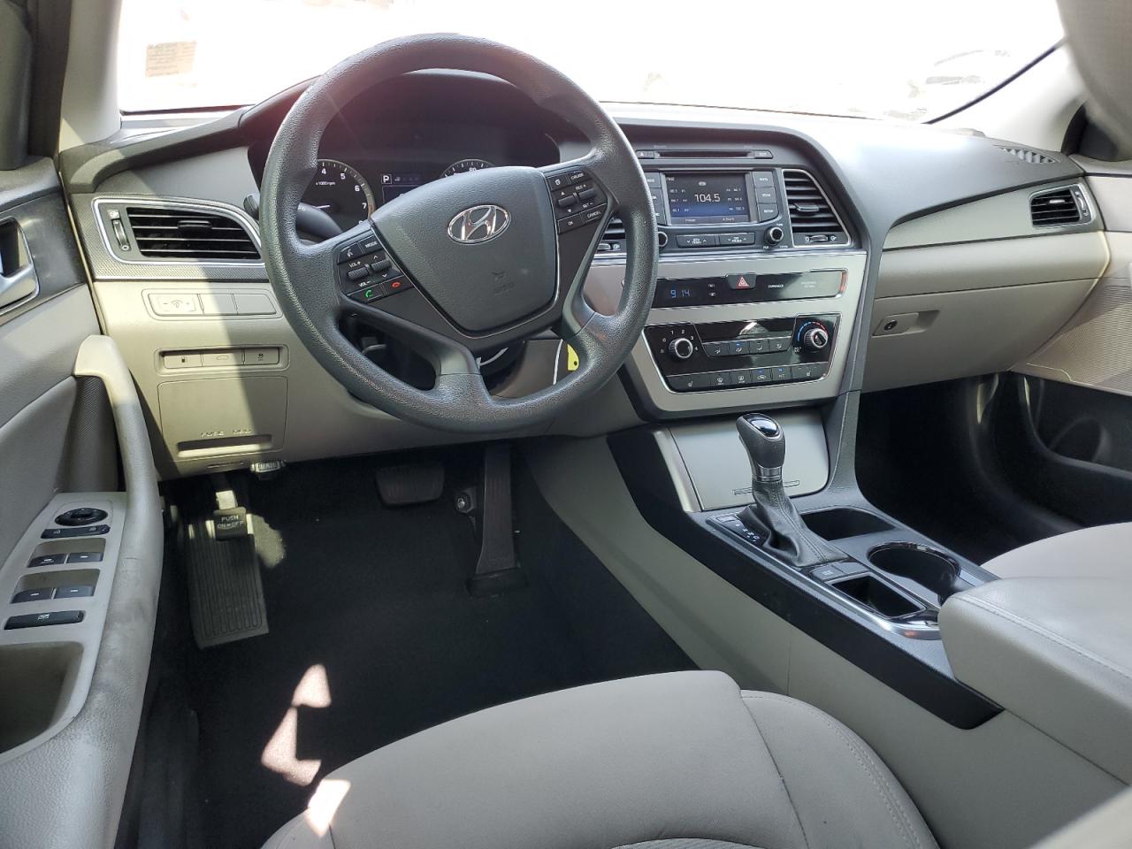 2015 Hyundai Sonata Sport VIN: 5NPE34AF0FH068964 Lot: 64030535