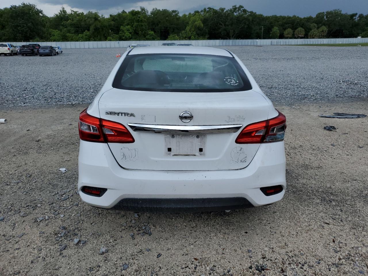 2018 Nissan Sentra S VIN: 3N1AB7AP3JY337758 Lot: 64739605