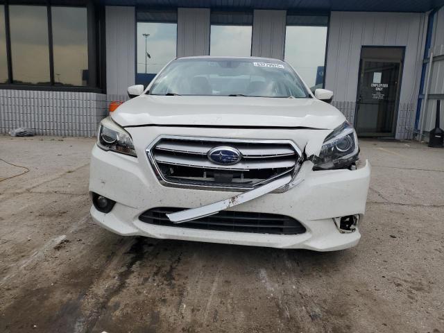  SUBARU LEGACY 2017 Белы