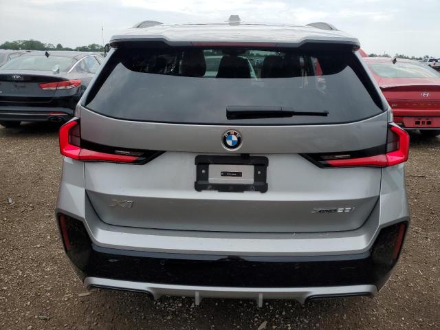  BMW X1 2023 Srebrny