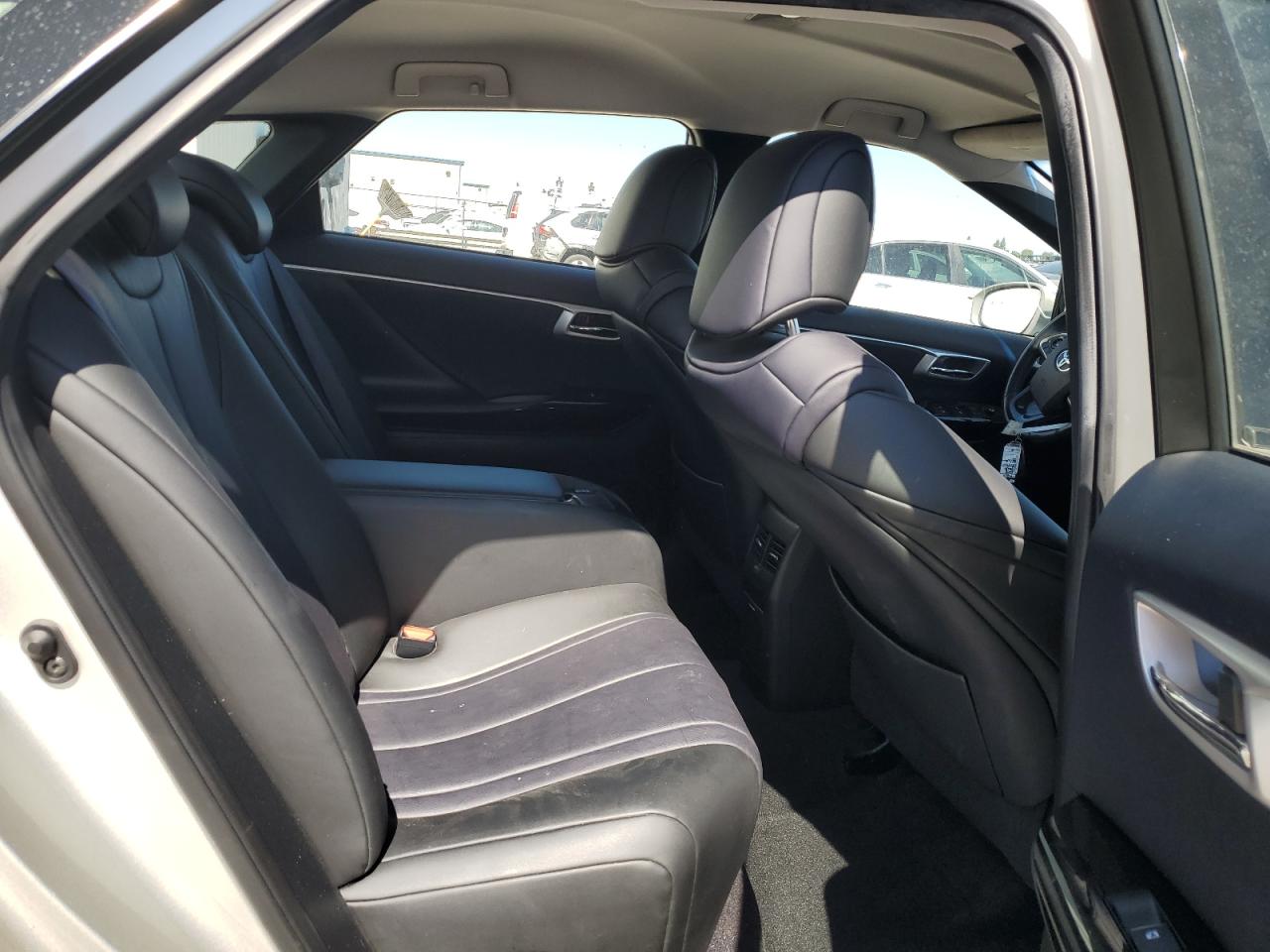2018 Toyota Mirai VIN: JTDBVRBD6JA005178 Lot: 63644465