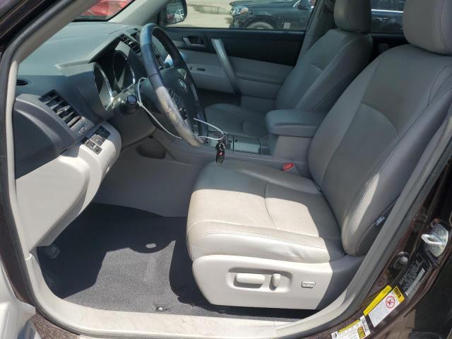  TOYOTA HIGHLANDER 2013 Bordowy