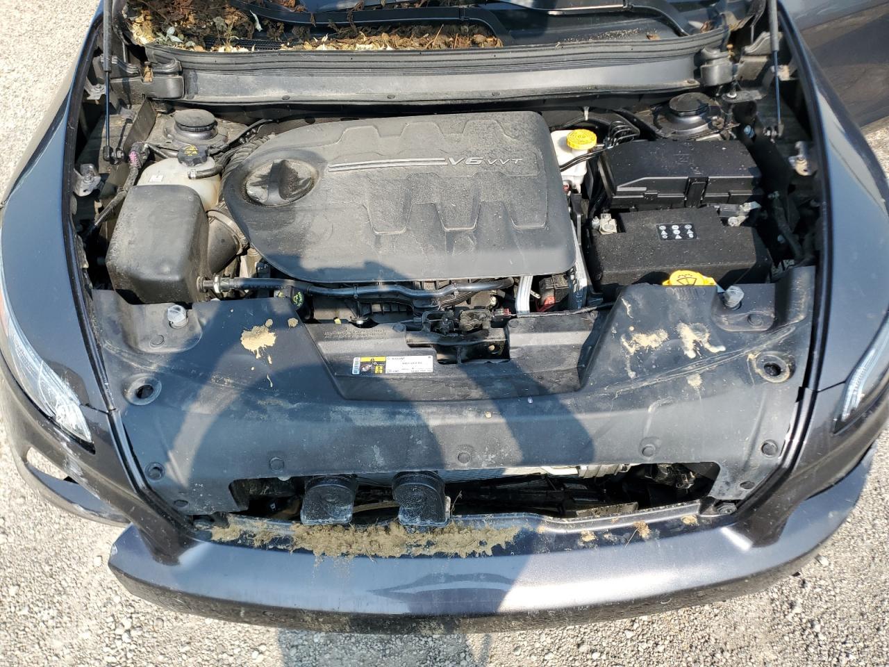 2018 Jeep Cherokee Overland VIN: 1C4PJMJXXJD516231 Lot: 67133315