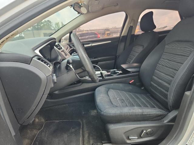  FORD FUSION 2016 Srebrny