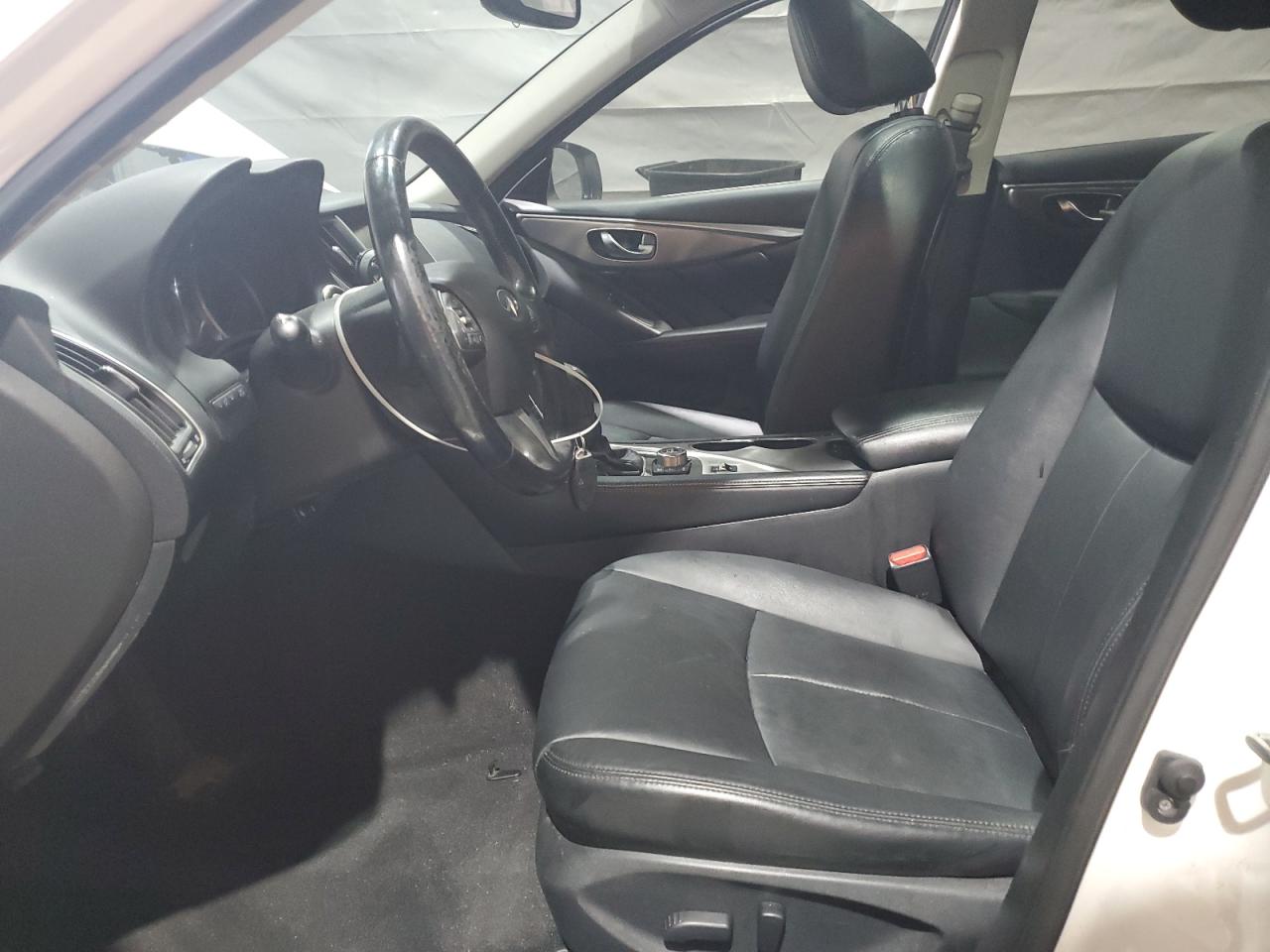 2015 Infiniti Q50 Base VIN: JN1BV7AR5FM403329 Lot: 64303555