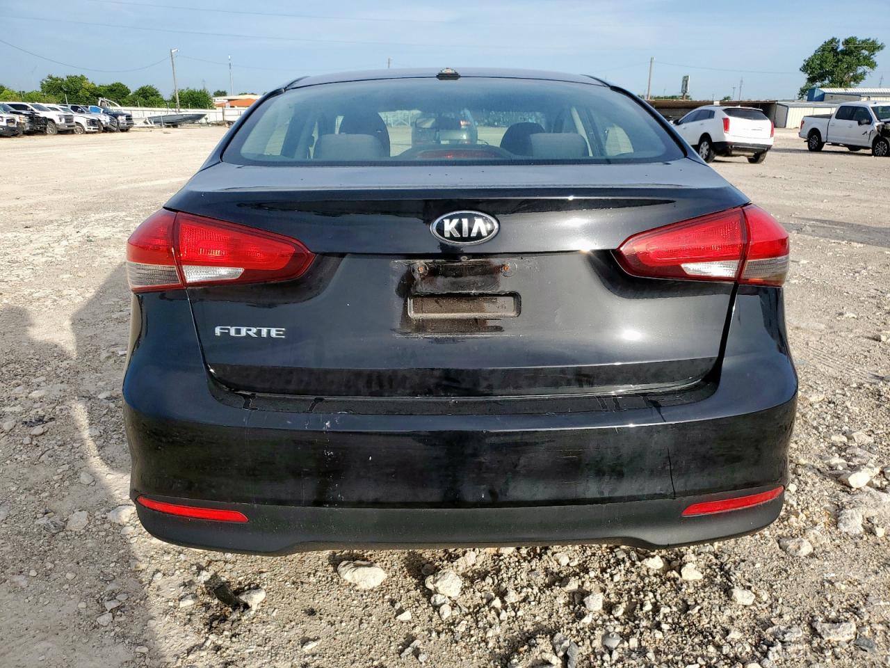 2017 Kia Forte Lx VIN: 3KPFL4A75HE145851 Lot: 65234325