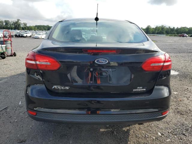 Sedans FORD FOCUS 2016 Czarny