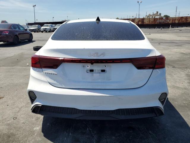  KIA FORTE 2022 Biały
