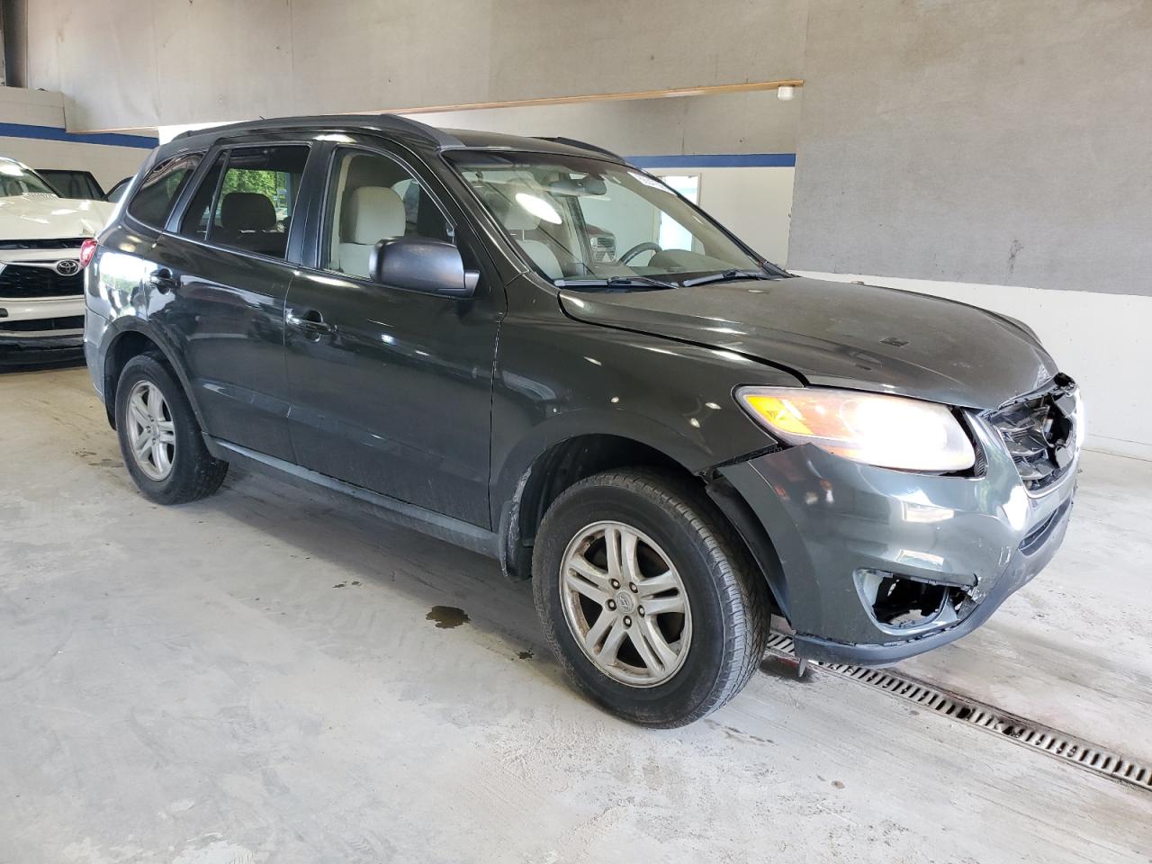 2010 Hyundai Santa Fe Gls VIN: 5NMSG3AB7AH387413 Lot: 66347565
