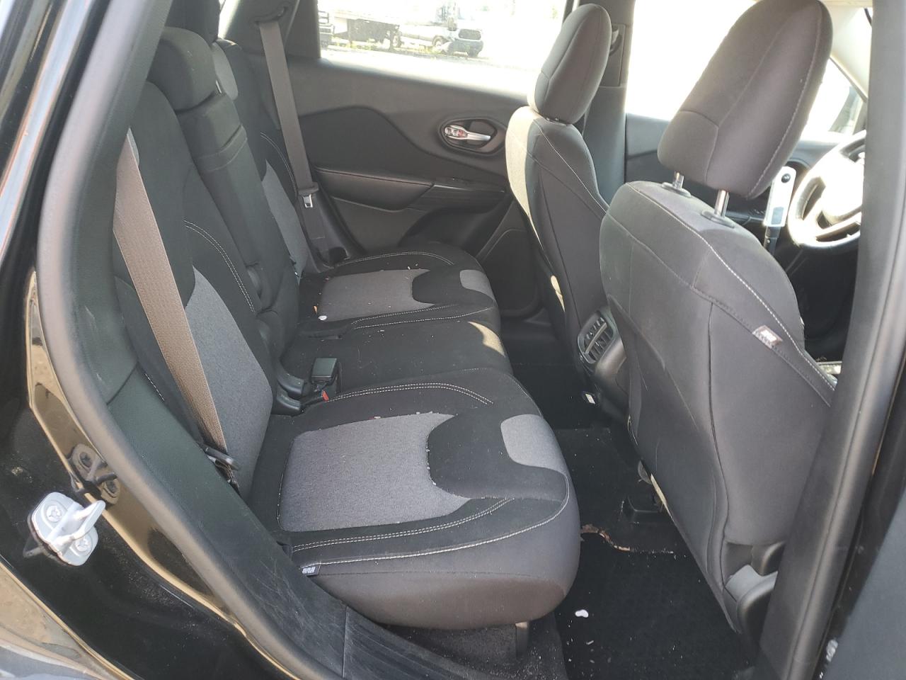 2014 Jeep Cherokee Latitude VIN: 1C4PJMCS8EW254401 Lot: 65422485