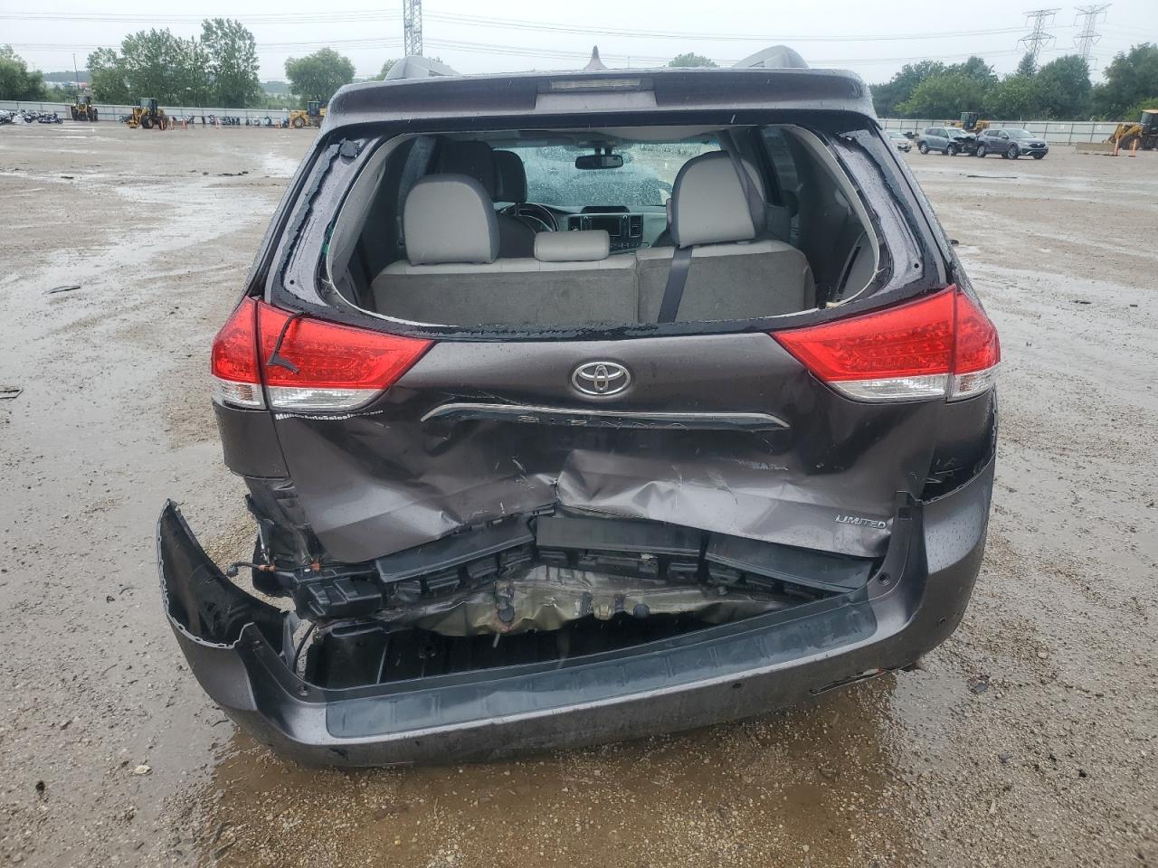 2013 Toyota Sienna Xle VIN: 5TDYK3DC6DS358063 Lot: 66729285