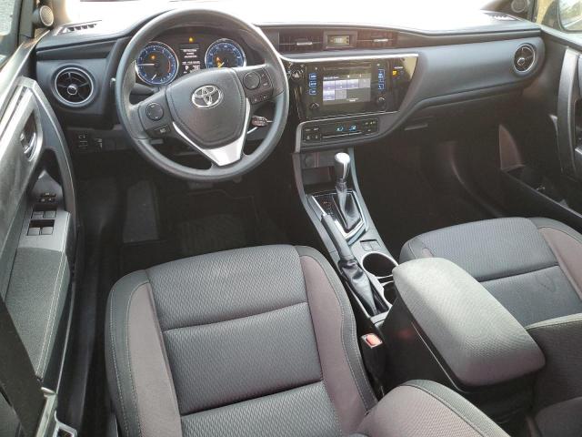 Sedans TOYOTA COROLLA 2017 Szary