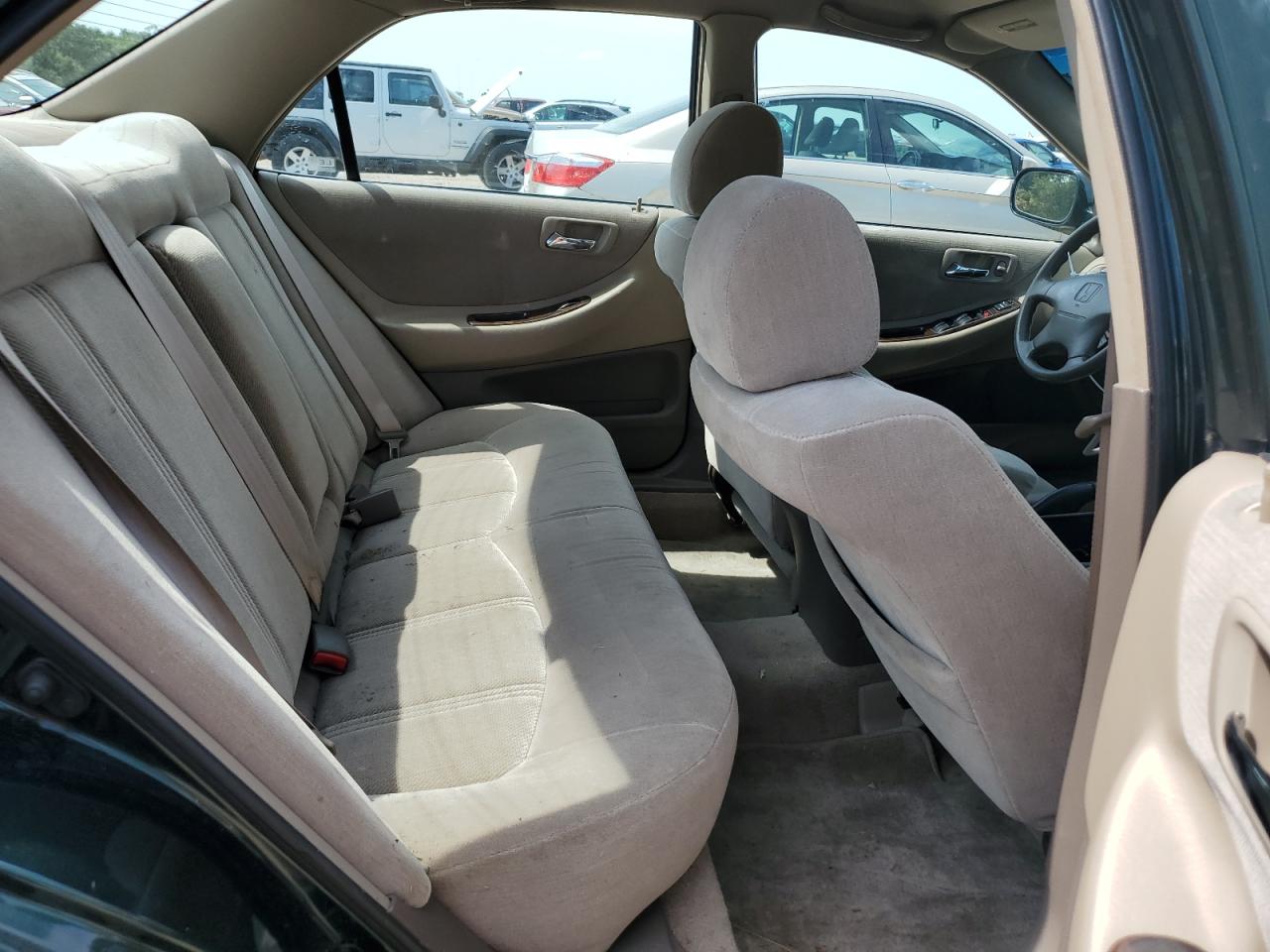 2000 Honda Accord Se VIN: 1HGCG5678YA076373 Lot: 63938125