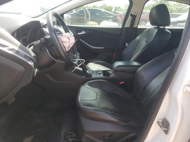  FORD FOCUS 2013 Белы