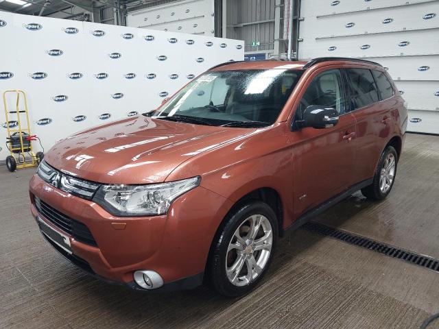MITSUBISHI OUTLANDER 2013