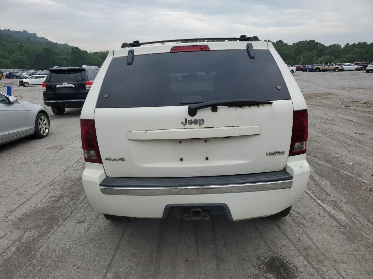 2005 Jeep Grand Cherokee Limited VIN: 1J4HR58N05C729556 Lot: 64099135