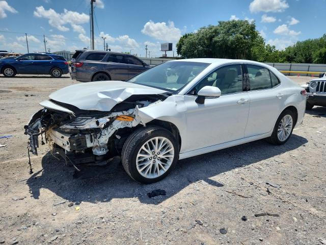  TOYOTA CAMRY 2018 Biały