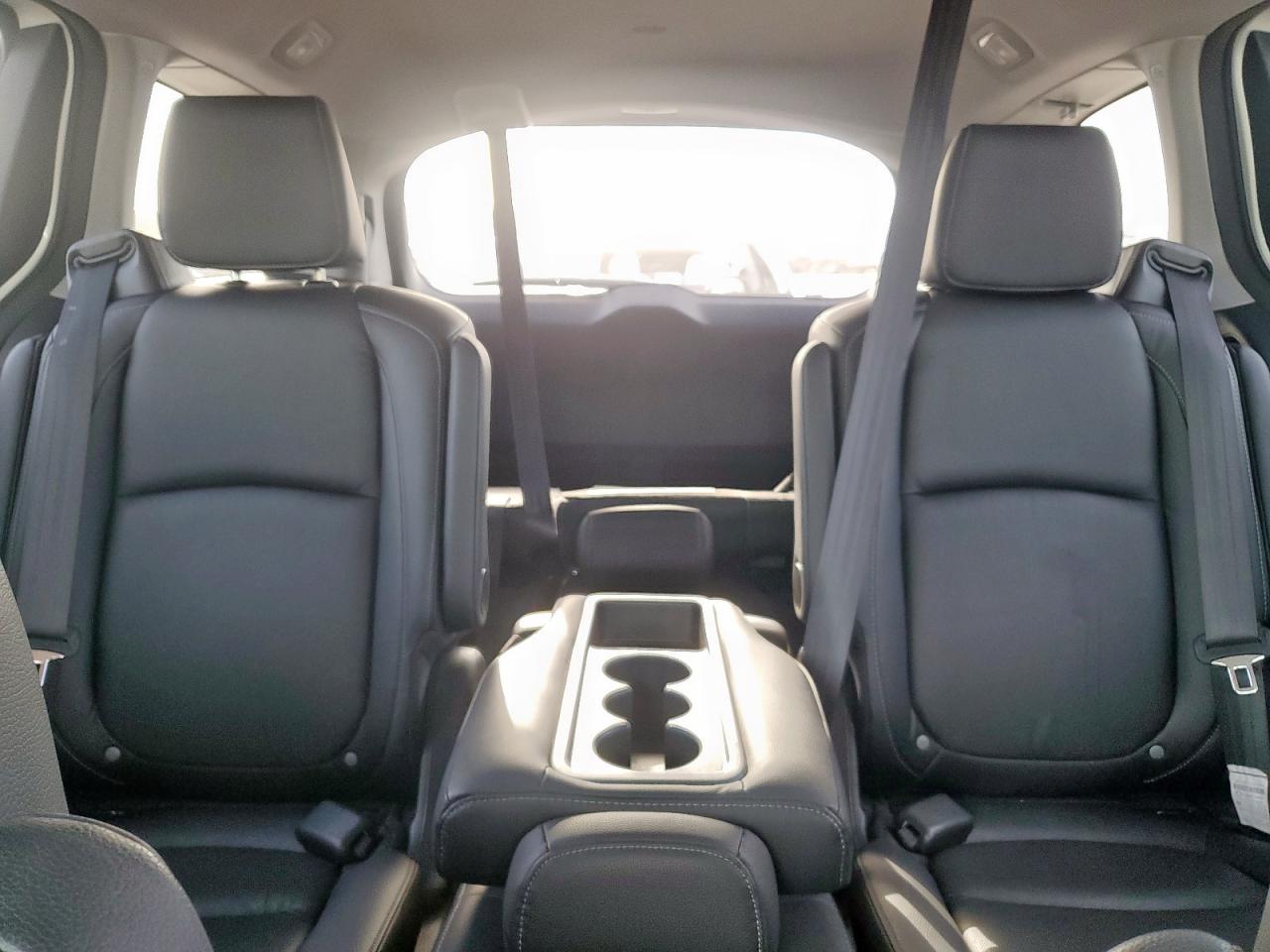 2022 Honda Odyssey Touring VIN: 5FNRL6H86NB050325 Lot: 63619115