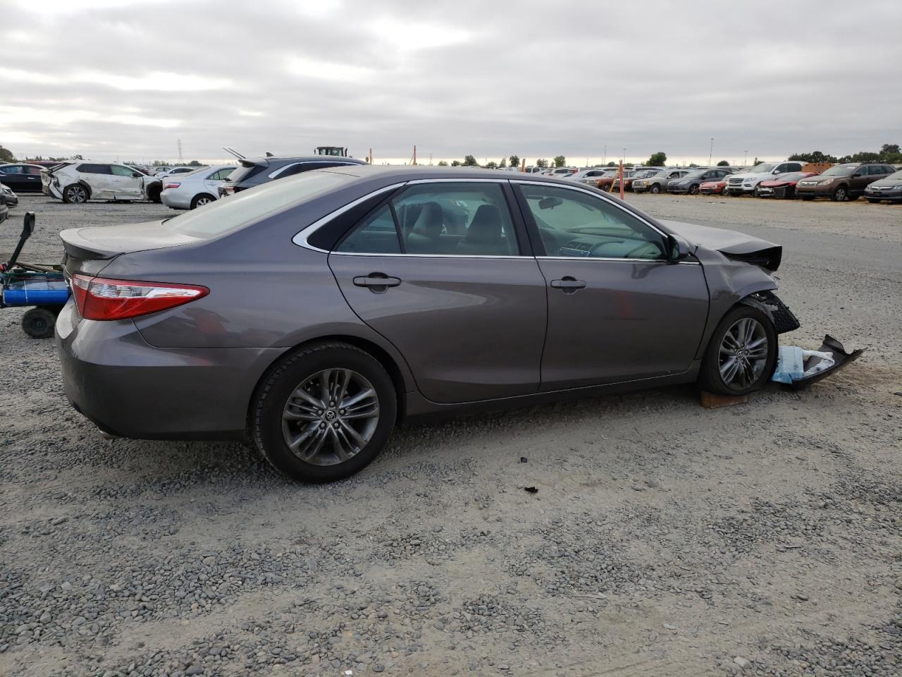 2015 Toyota Camry Le VIN: 4T1BF1FK6FU019039 Lot: 66499765